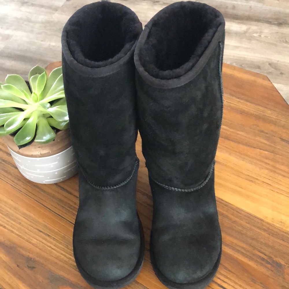 Black tall UGG boots girls s:3
